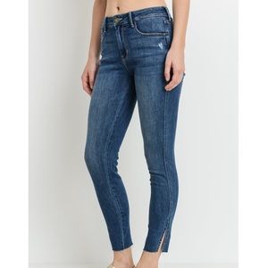 Just Black Scissor-Cut Skinny Jeans